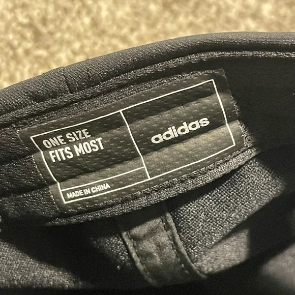 adidas hat - Picture 2 of 3